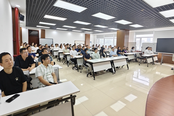 法学院_副本.jpg