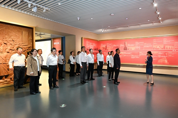 b005a3fd37bca89041e16499a16ee4a_副本.jpg