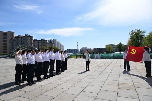 e0c3fe806369a39bbe6493521459175_副本.jpg