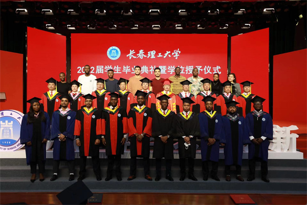 留学生大合影.jpg